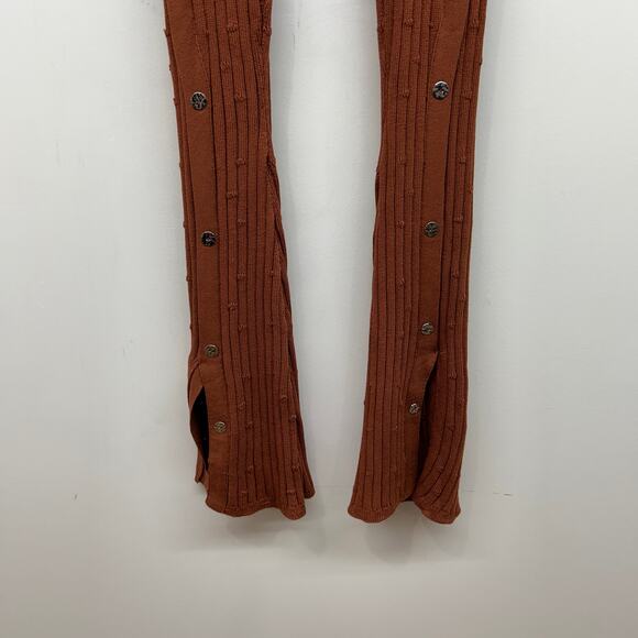 Maniere De Voir Ribbed Knit Pants Small Button Slit Elastic Waist Flare - Picture 5 of 8